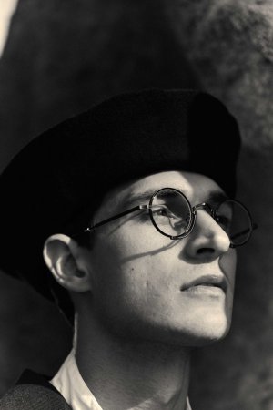 2345403-800w.jpg