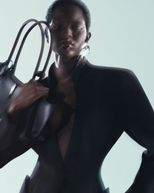 Mugler-Spring-2025-Ad-Campaign-The-Impression-005.jpg