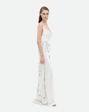 COMMON-HOURS-Rapture-Cowl-Neck-Bias-Cut-Gown-with-Placement-Hand-Embroidery_3 拷貝.jpg