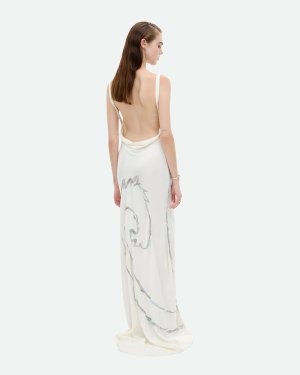 COMMON-HOURS-Rapture-Cowl-Neck-Bias-Cut-Gown-with-Placement-Hand-Embroidery_6 拷貝.jpg