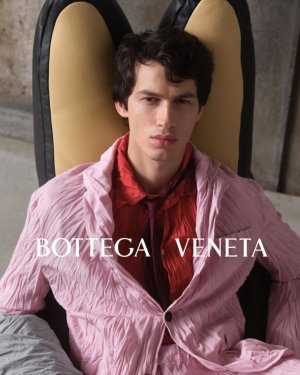 Kaplan (@kapo.h) for Bottega Veneta Summer25 Campaign. Photography by Sander Houthuys, styling...jpg