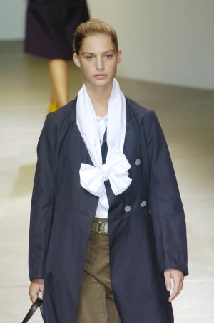 ReneeMeijer s05jilSander-1b.jpg