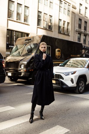 Elsa-Hosk-2025-02-07-NYFW-FW25-StreetStyle2-MelodieJeng-MJJ_2617.jpg