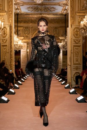 dolce-and-gabbana-alta-moda-parigi-2025-les-siciliennes-look-08.jpg