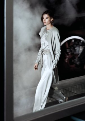 Giorgio-Armani-ADV-Campaign-SS25_Robin-Galiegue-6.jpg