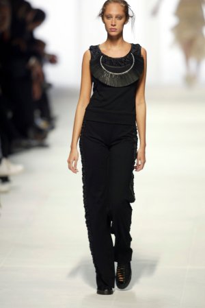 pug s05miyake-55.jpg