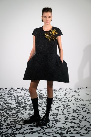 moschino-bks-f25-035.jpg