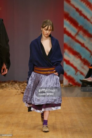 ValentineFilolCordier f02blaak.jpg