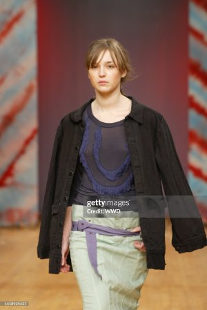 ValentineFilolCordier f02blaak-2s.jpg