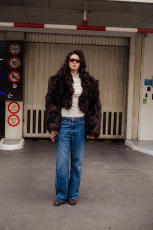 Ying-Ouyang-2025-03-08-PFW-FW25-StreetStyle5-MelodieJeng-MJJ_1864.jpg