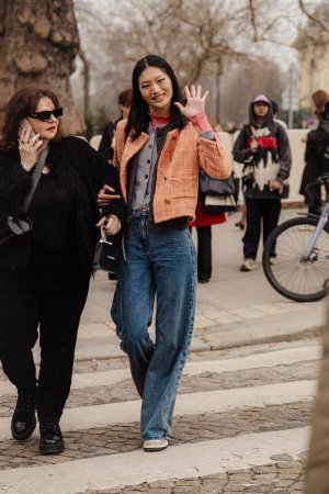 Yilan-Hua-2025-03-11-PFW-FW25-StreetStyle8-MelodieJeng-MJJ_0346.jpg