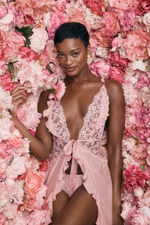 Victorias-Secret-Bombshell-15th-Anniversary-2025-Atelier-VS-Ruffled-Chiffon-Fly-Away-Long-Slip.jpg