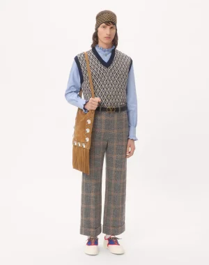 WOOL-VEST-WITH-TOUTE-LA-V-JACQUARD-PATTERN.webp