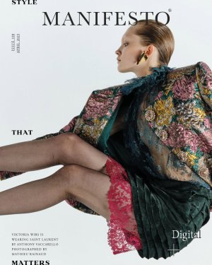 A good sense of style means not just looking good but also correct, no matter whether you choo...jpg
