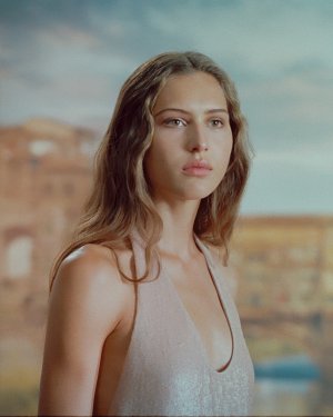 Ferragamo-Celebrates-its-Hollywood-Heritage-for-Pre-Fall-2025-1.jpg