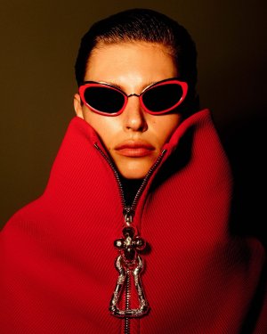 Schiaparelli–Summer-2025-Ad–Campaign-The-Impression-004-scaled.jpg