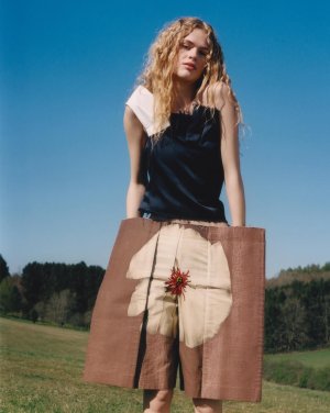 A beautiful day spent for @vogue.polska May cover storyPhotographer- Annie Lai @annielai__Styl...jpg