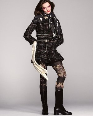 This season, it’s all about prints that pop. In our latest issue, spring’s standout florals, c...jpg