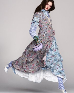 This season, it’s all about prints that pop. In our latest issue, spring’s standout florals, c...jpg
