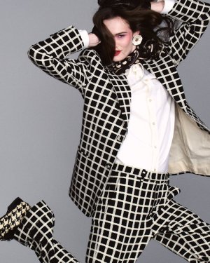 This season, it’s all about prints that pop. In our latest issue, spring’s standout florals, c...jpg