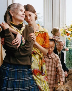 Burberry-Spring-2025-Ad-Campaign-The-Impression-001-scaled.jpg