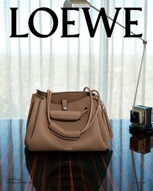 loewe-pre-fall-2025-ad-campaign-the-impression-020.jpg