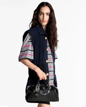 louis-vuitton-heirloom-bag-chain--M02759_PM1_Look view.webp