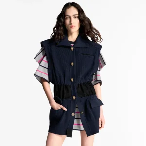 louis-vuitton-jewel-button-sleeveless-cardigan --FSKK98WLS631_PM1_Cropped view.webp