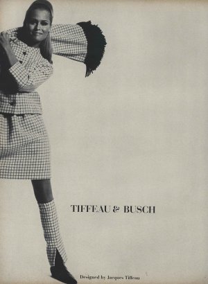 130_LaurenHutton.jpeg