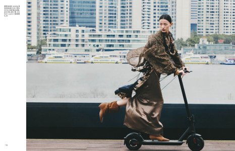 32 Vogue China 5 2025.jpg