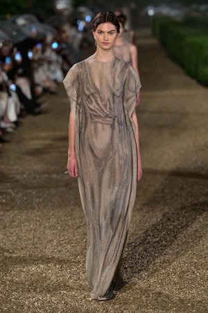 00075-christian-dior-resort-2026-credit-gorunway.jpg