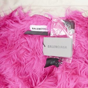 Balenciaga 2018 Winter faux-fur lined multi-layered hybrid runway parka [Look 69] 8.jpg