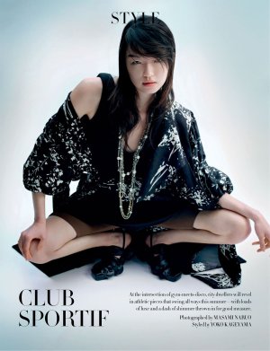 Harpers_Bazaar_SG_06_2025_freemagazines_top-28 拷貝.jpg