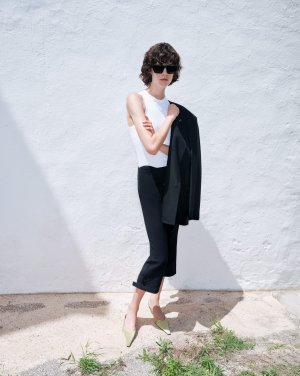 victoria-beckham-high-summer-2025-ad-campaign-the-impression-007.jpg