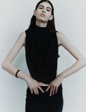 KP-IMAGES-11-900x1165.jpeg
