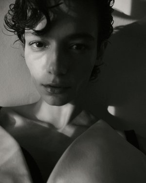 1748950175-9.jpg