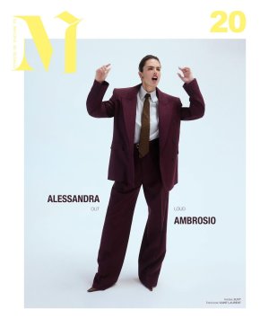 ISSUE 20 - OUT NOW Más allá de las pasarelas y las portadas, Alessandra Ambrosio se muestra ho...jpg