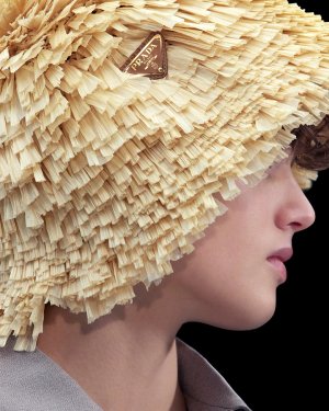 Behind the scenes of “Days of Summer”, a project between reality and fantasy. Discover more vi...jpg
