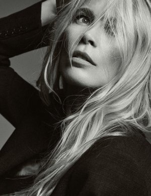 Claudia+Schiffer+for+Vogue+Paris+September+2018+(10).jpg