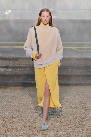 Homme-Plisse-Issey-Miyake-Spring-Summer-2026-Pitti-Uomo-108-8.jpg