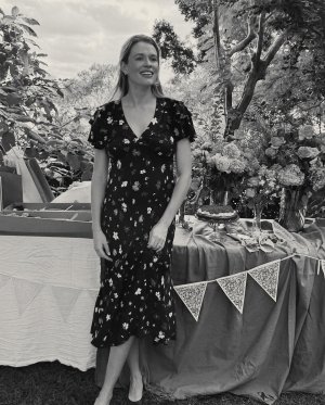Well and truly in the whirlwind that is the third trimester organsing, cleaning, sleeping (!) ...jpg