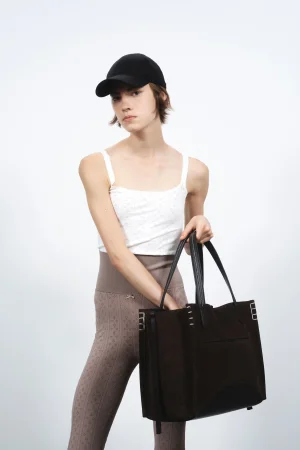 00034-jw-anderson-resort-2026-credit-brand.webp
