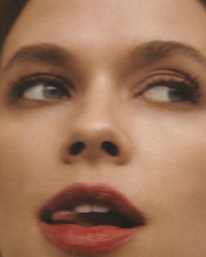 victoriabaron~p~CQQYezRpc-Y~2.jpg