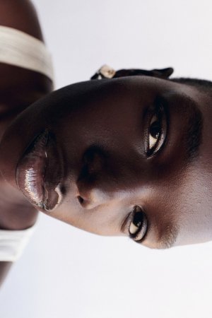 www.lundlund.com - hm-beauty-lookbook-fw25 3.jpg