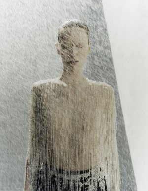 2DM_MGMT_PH_AH_0220525_VOGUE_PORTUGAL_TIFFS-14.jpg
