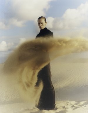 2DM_MGMT_PH_AH_0220525_VOGUE_PORTUGAL_TIFFS-15.jpg