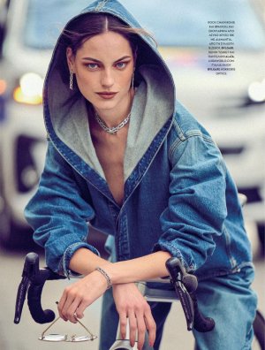 AGENCIA_MODEL_MANAGEMENT-Bulgari-Partnership-_Krikis-5b-911x1200.jpg