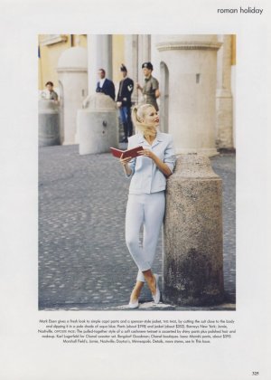 claudia-schiffer-in-roman-holiday-photographed-by-arthur-v0-bw224wuq85ud1.jpg