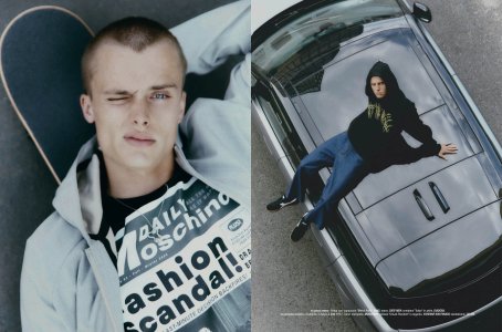 44 LOfficiel Italia 6 2025.jpg 44 LOfficiel Italia 6 2025.jpg