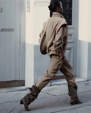 4_Isabel_Marant_Etoile_25A_4x5_735536ab-9c9b-41b6-9c4a-34cdcfc7c66f.jpg